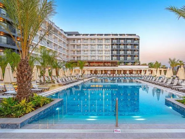 Vox Maris Resort Hotel