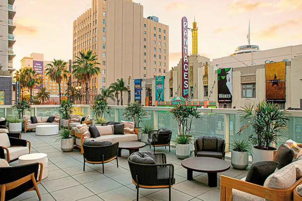 W Hollywood