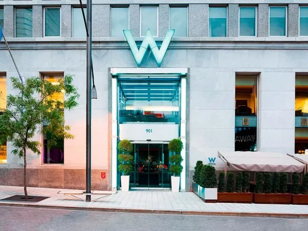 W Montréal