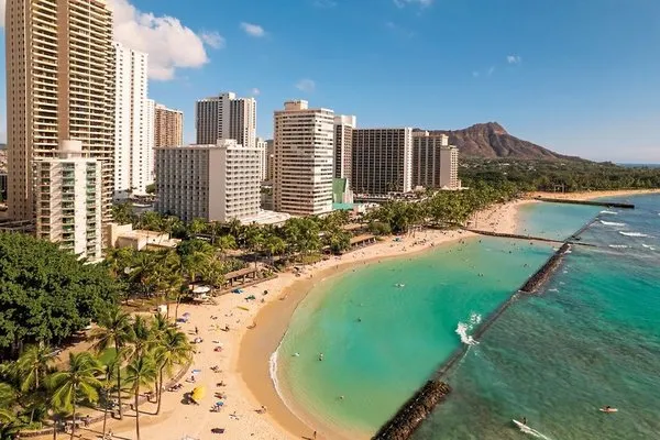 Waikiki Circle Hotel by Castle