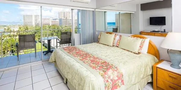 Waikiki Shore by Castle Hotels & Resorts
