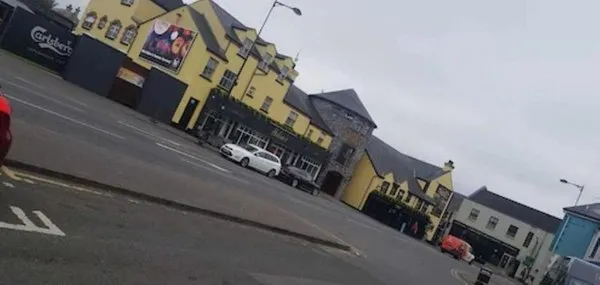 Walshs Hotel