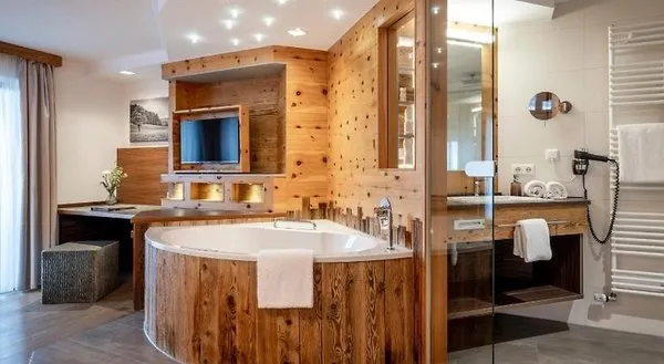 Wander- & Wellnesshotel Hüttenhof