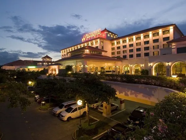 Waterfront Airport & Casino