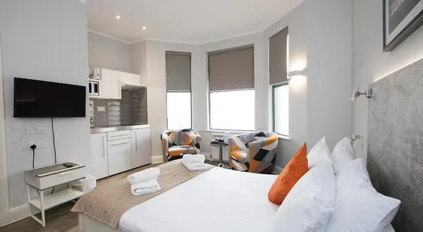 Westciti Caroco Aparthotel