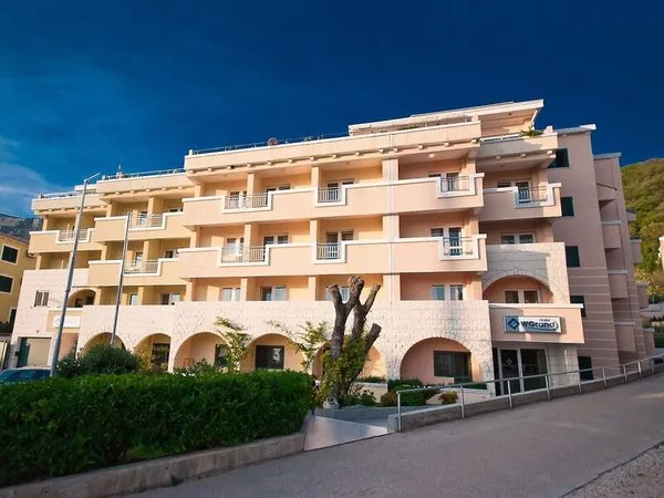 WGrand Hotel