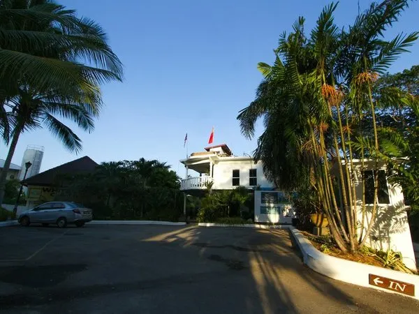 White Lodge
