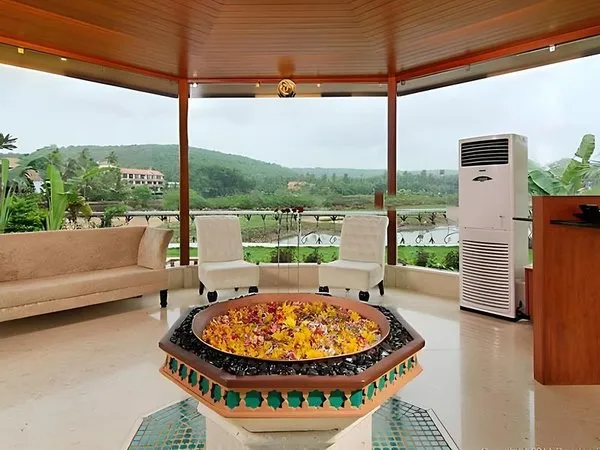 White Pearl Suites