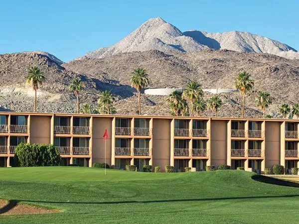 WorldMark Palm Springs - Plaza Resort and Spa
