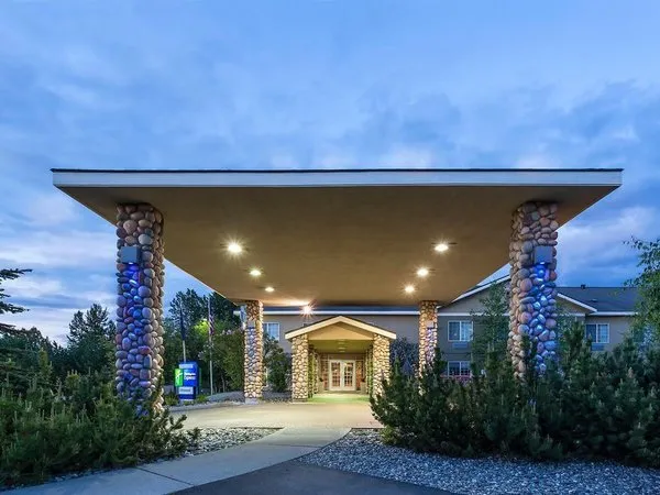 Wyndham Garden Anchorage Airport