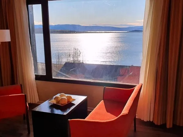Xelena Hotel & Suites