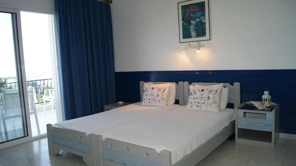 Xenios Faros Apartments