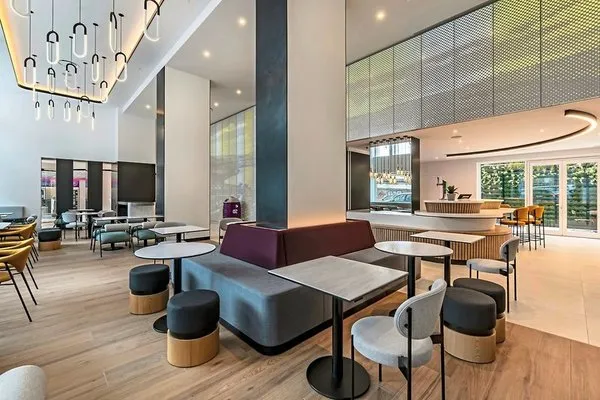 YOTEL Porto