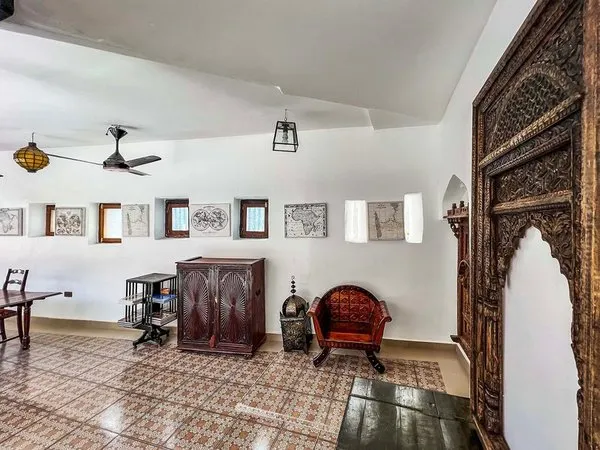 Zanzi House
