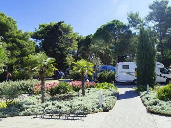 Zaton Holiday Resort Apartments