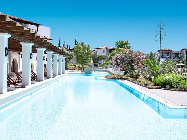 Zeus Eretria Resort