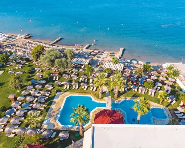 Robolla Beach Apart Hotel in Roda All Inclusive Ferien