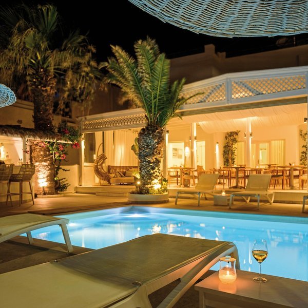 Alesahne Beach Hotel in Kamari All Inclusive Ferien