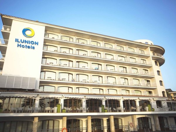 Hotel ILUNION Caleta Park in S'Agaró All Inclusive Ferien