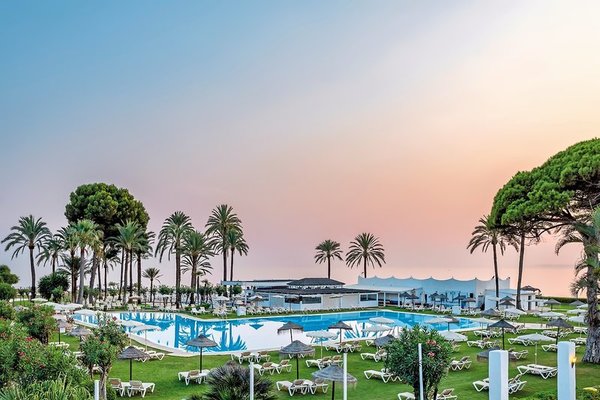 Sol Marbella Estepona · Atalaya Park in Malaga