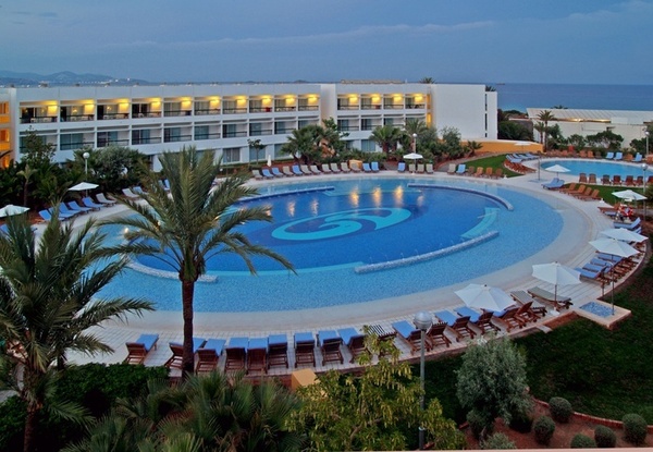 Grand Palladium Select Palace Ibiza in Playa d'en Bossa All Inclusive Ferien