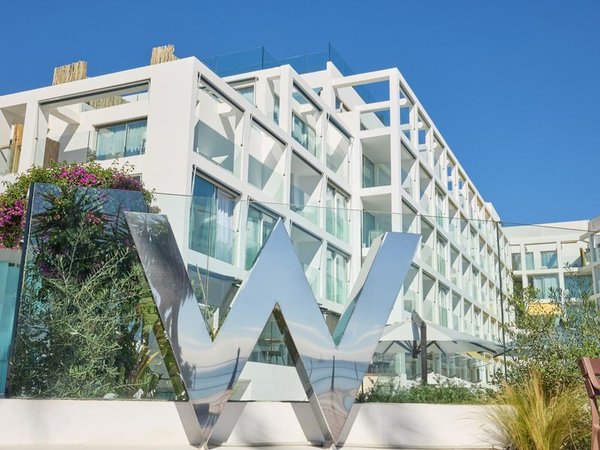 W Ibiza in Santa Eulalia del Rio All Inclusive Ferien