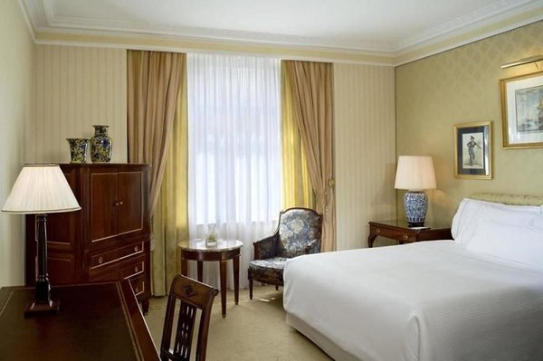 The Palace, a Luxury Collection Hotel, Madrid in Madrid All Inclusive Ferien