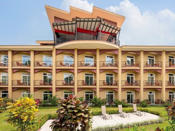 Hotel Magic Mountain in La Fortuna de San Carlos All Inclusive Ferien