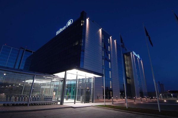 Hilton Helsinki Vantaa Airport in Vantaa All Inclusive Ferien