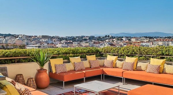 Hôtel Barrière Le Gray d'Albion in Cannes