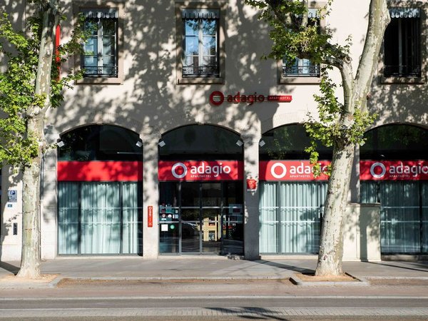 Aparthotel Adagio Lyon Patio Confluence in Lyon