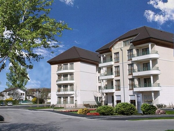 Quality Aparthotel Divonne Portes De Genève in Divonne-les-Bains