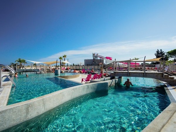 Camping Mas Des Lavandes in Sérignan