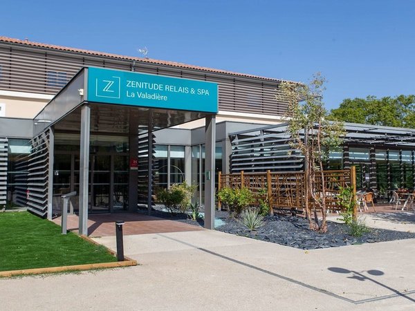 Zenitude Hotel la Valadiere, Ascend Hotel Collection in Juvignac