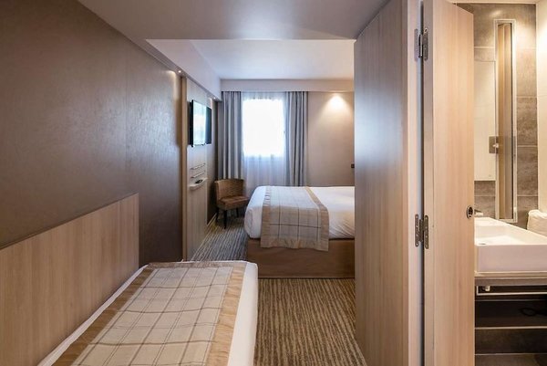 Best Western Plus Le Lavarin in Avignon