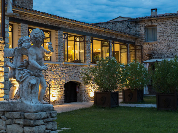 Le Phébus & Spa in Nizza All Inclusive Ferien