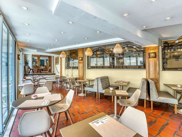 Mercure Avignon Centre Palais des Papes in Nimes