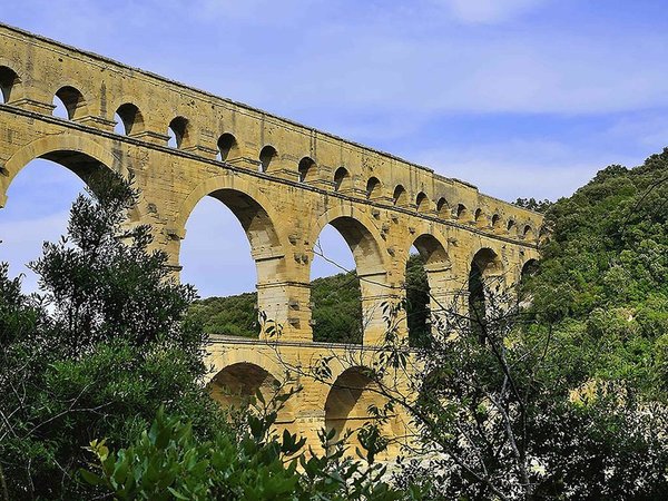 Mercure Orange in Orange