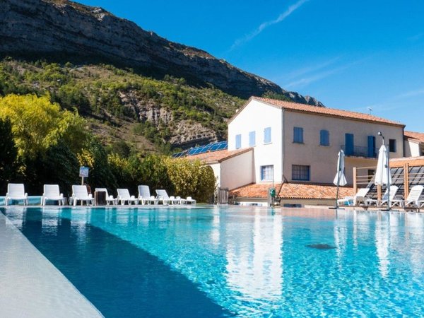 Village-club Les Lavandes Drome Provencale in Remuzat