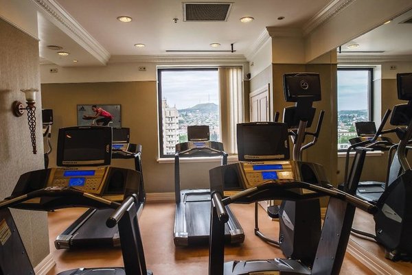 Tbilisi Marriott Hotel in Tiflis All Inclusive Ferien