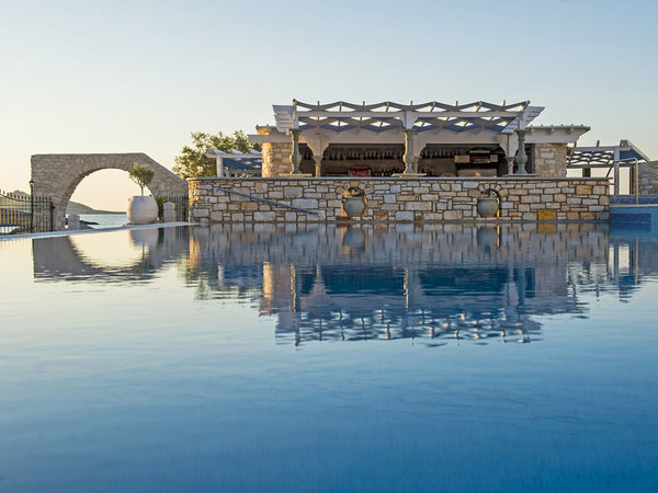 Contaratos Beach in Naoussa All Inclusive Ferien