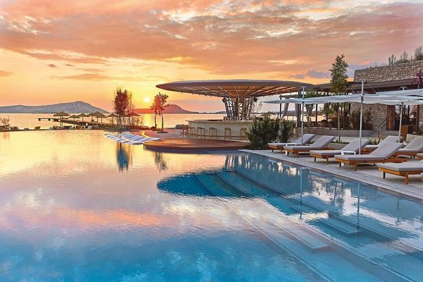 W Costa Navarino in Romanos All Inclusive Ferien