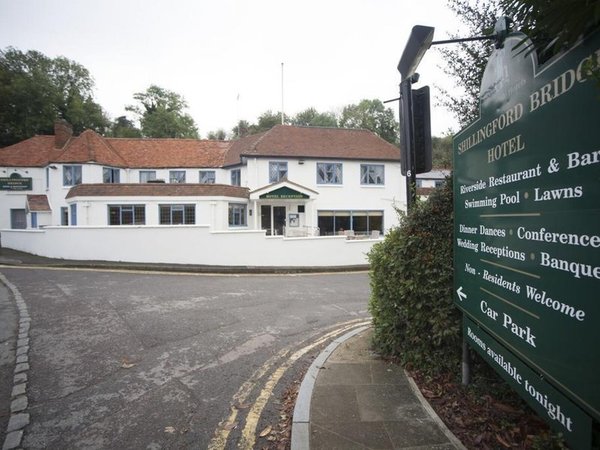 Shillingford Bridge Hotel in Wallingford