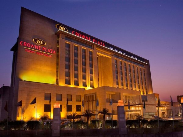 Crowne Plaza New Delhi Okhla in Delhi All Inclusive Ferien