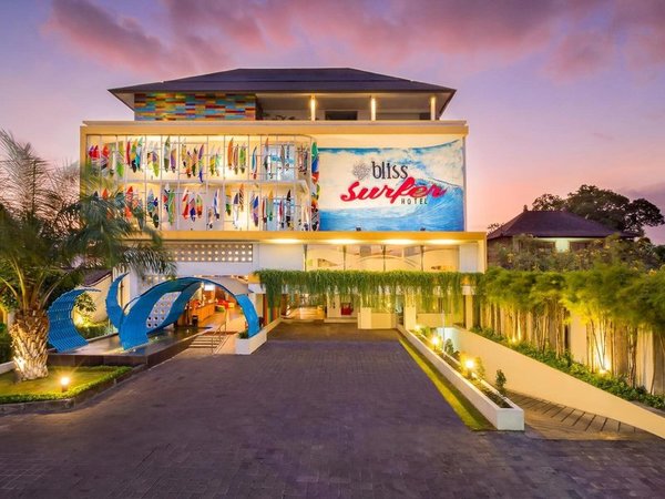 Bliss Surfer Hotel in Legian
