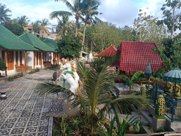 Kubu Reot in Denpasar