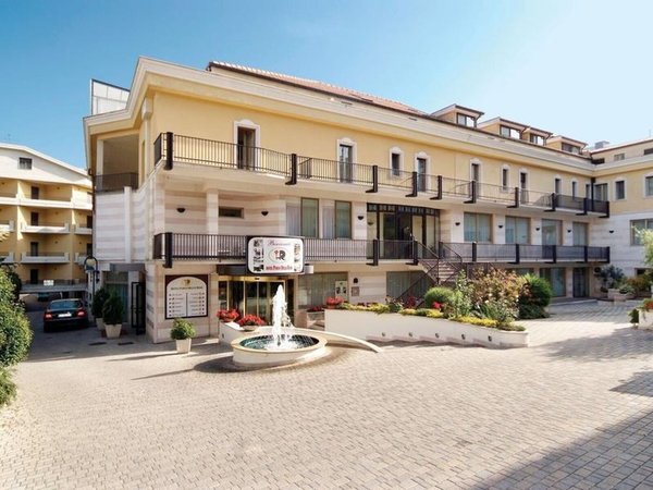 Parco Delle Rose in San Giovanni Rotondo All Inclusive Ferien