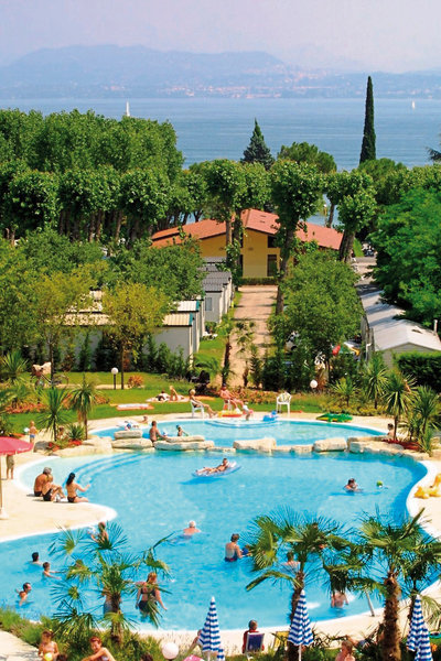Campeggio Bella Italia Mobile Homes by Happy Camp in Peschiera del Garda All Inclusive Ferien