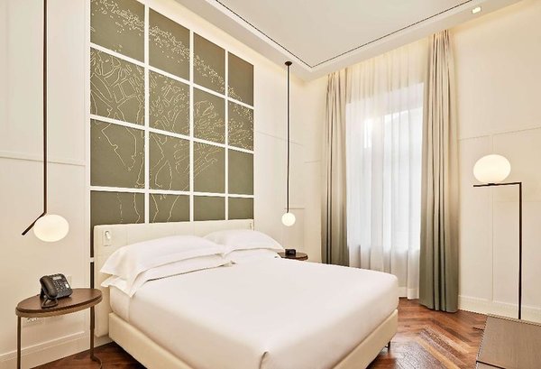 De Bonart Naples, Curio Collection by Hilton in Neapel All Inclusive Ferien