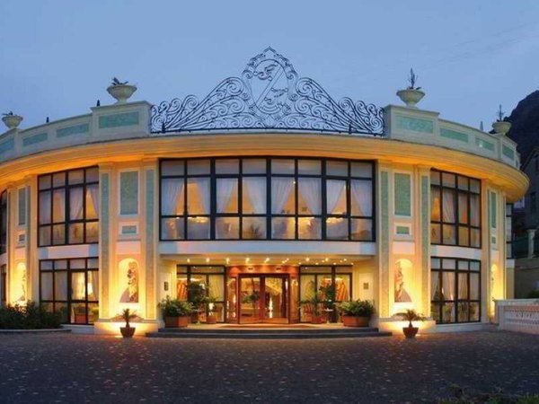 Grand Hotel La Pace in Sant'Agnello All Inclusive Ferien